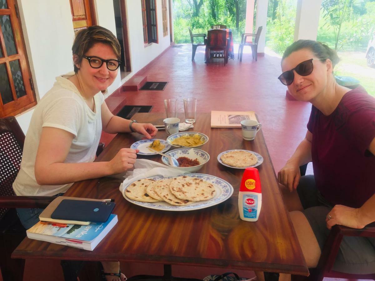 Punkalasa Tourist Lodge Anuradhapura Zewnętrze zdjęcie