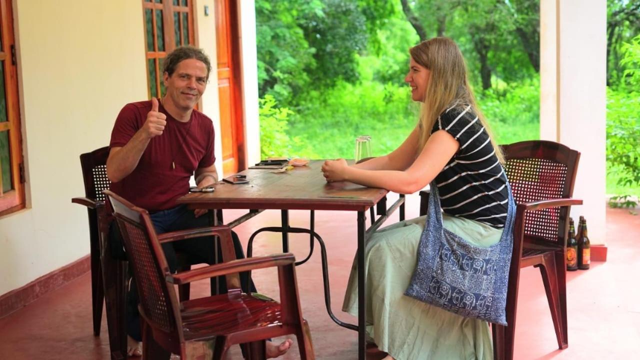 Punkalasa Tourist Lodge Anuradhapura Zewnętrze zdjęcie